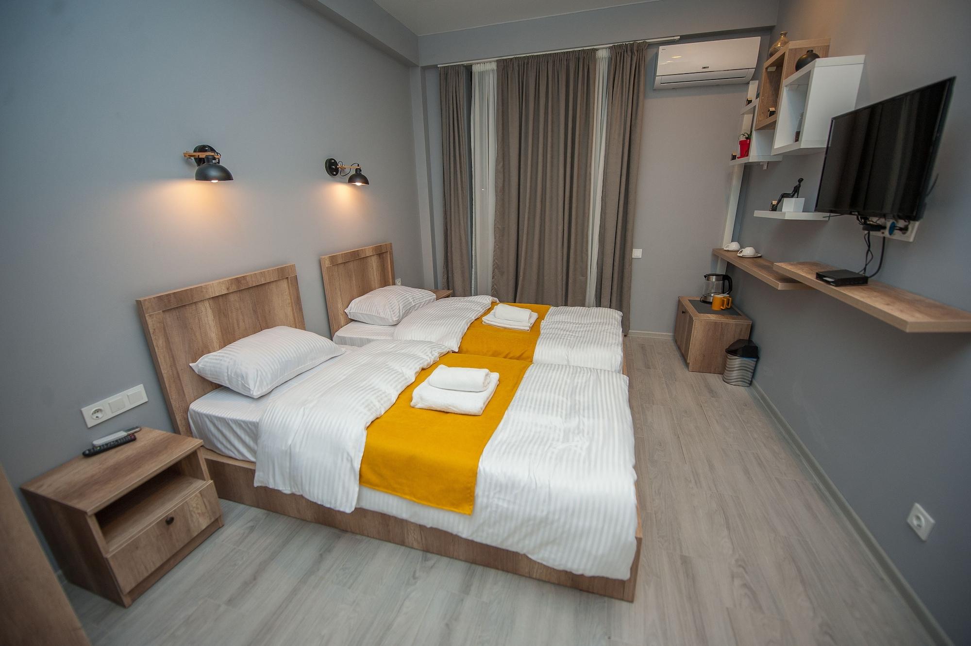 Easy Hotel T'Bilisi Tbilisi Buitenkant foto